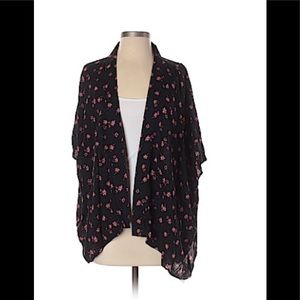 💥final sale!💥NWOT LOFT kimono